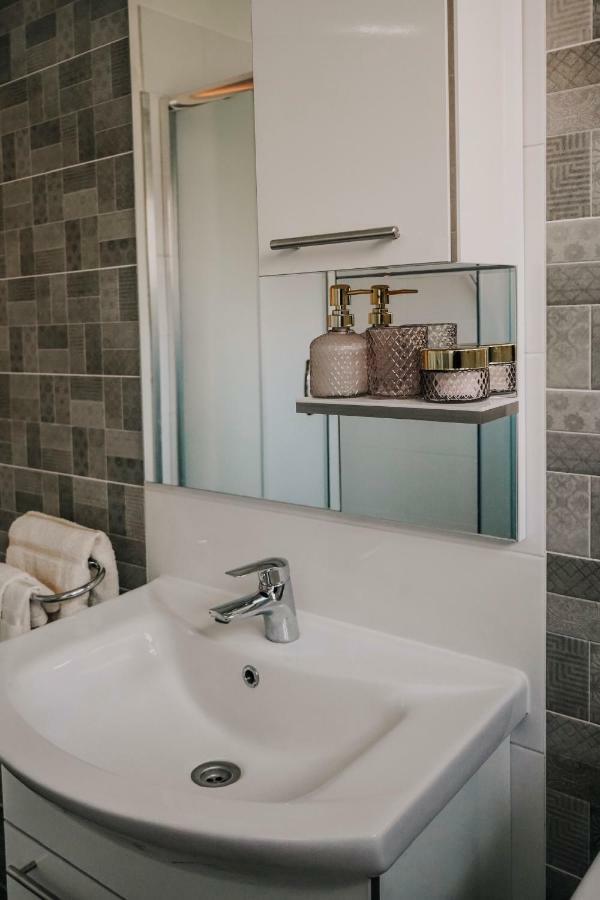Apartman Bacchus Pula Zewnętrze zdjęcie